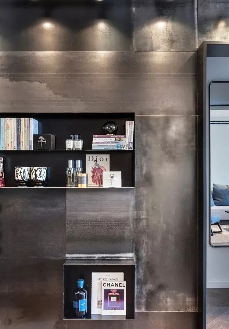 特拉维夫顶层住宅,黑白色调的时尚空间-111