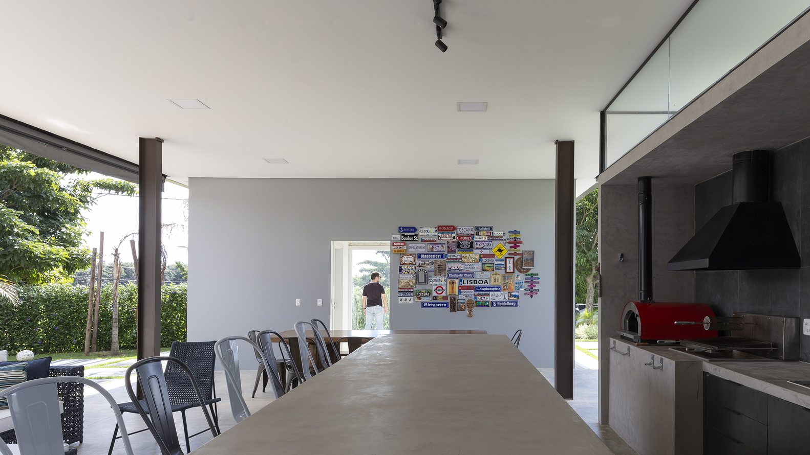 巴西 BT House | 钢构智能玻璃打造室内外一体空间-54