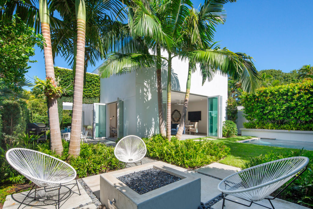 ‘Less is More’风格景观设计（佛罗里达热带简约住宅）丨美国-8