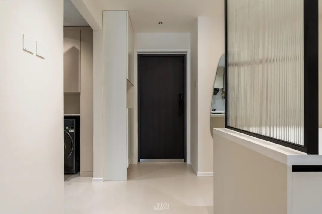 「原创案例」同色系的高级感，可以折叠的厨房解锁光影流动-55