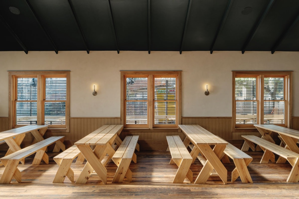 奥斯汀历史民居变身 Stay Put Brewery丨美国奥斯汀丨MAGIC architecture-16