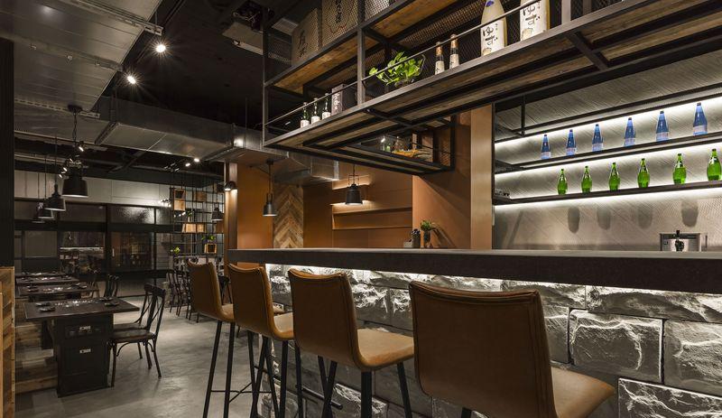重塑工业仓库，高价和牛烧肉店的设计之旅-30