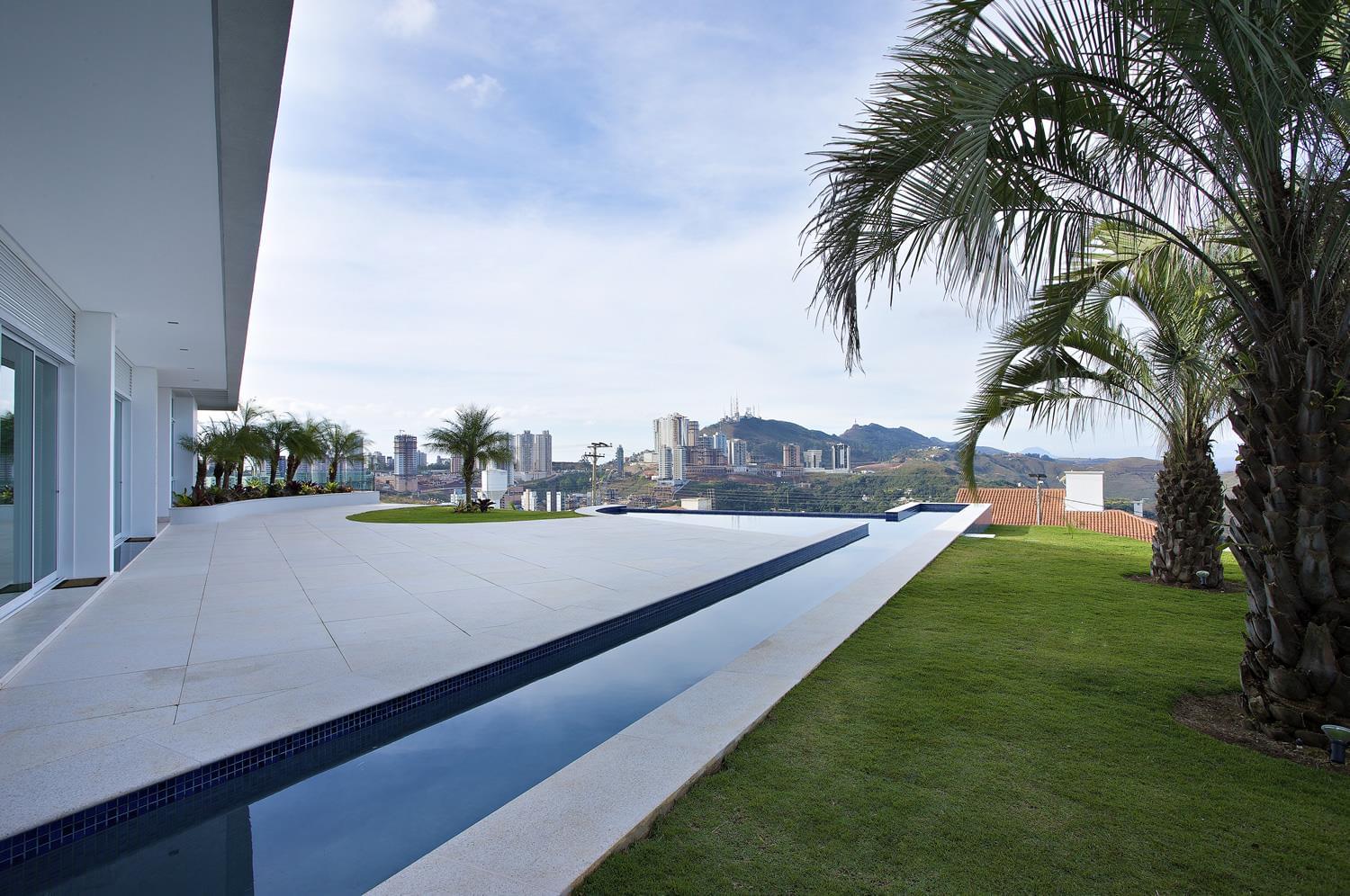 巴西 MG 州 Farkasvölgyi Arquitetura 设计的多功能住宅-7