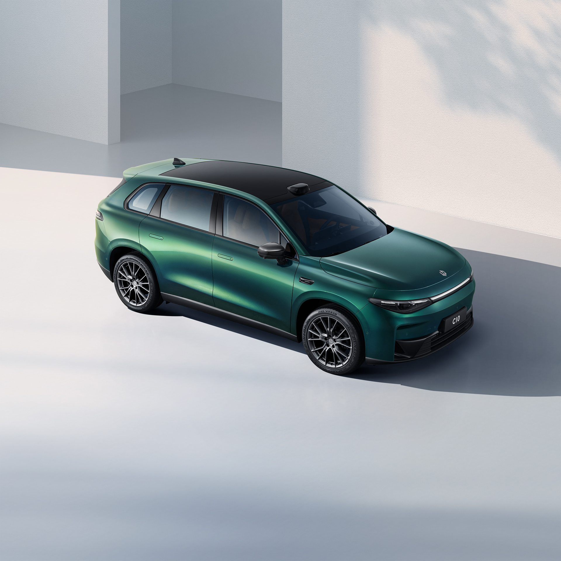 你提供的THE PERFECT LIEFE可能有误，推测正确的词是THE PERFECT LIFE，对应的翻译是：零跑C10，完美生活 丨BITONE-6