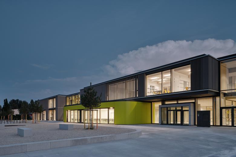 Grundschule Karlsfeld 小学丨德国丨h4a Architekten-0