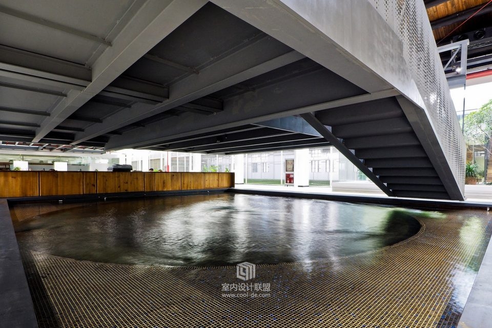 杜兹设计丨丨一艘悬浮的“战舰” – 幸福码头8号楼空间改造项目，上海-9