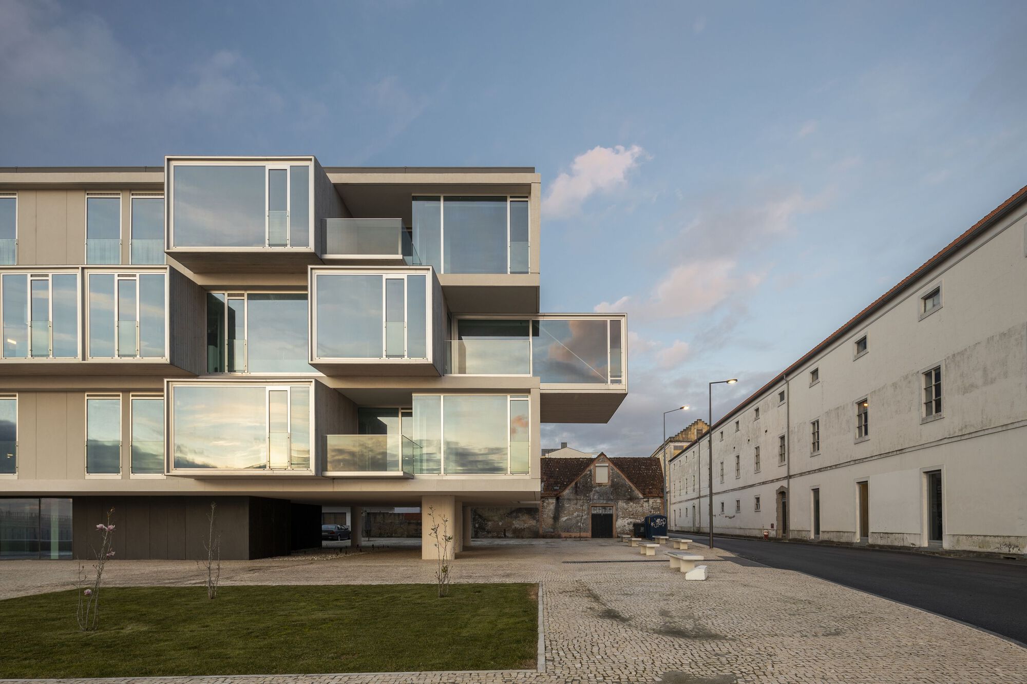 奥里宗特公寓丨葡萄牙丨RVdM Arquitectos-10