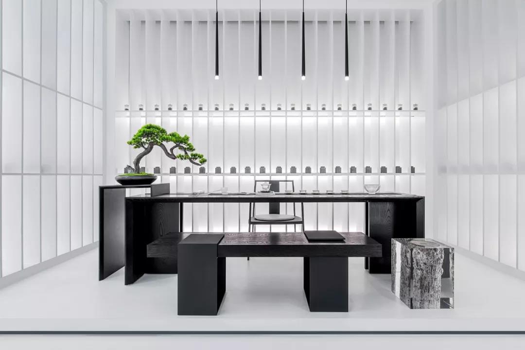 极简白，如何打造前卫艺术的国际办公-39