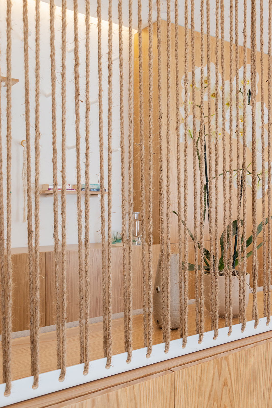 疗愈之境 · 巴西诊所的简约自然设计-11