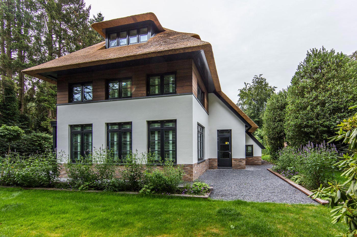 荷兰纳尔登特色生态别墅设计-9