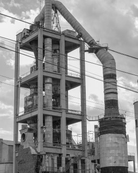 Anastasiya Gushchina丨工业建筑丨blanco y negro