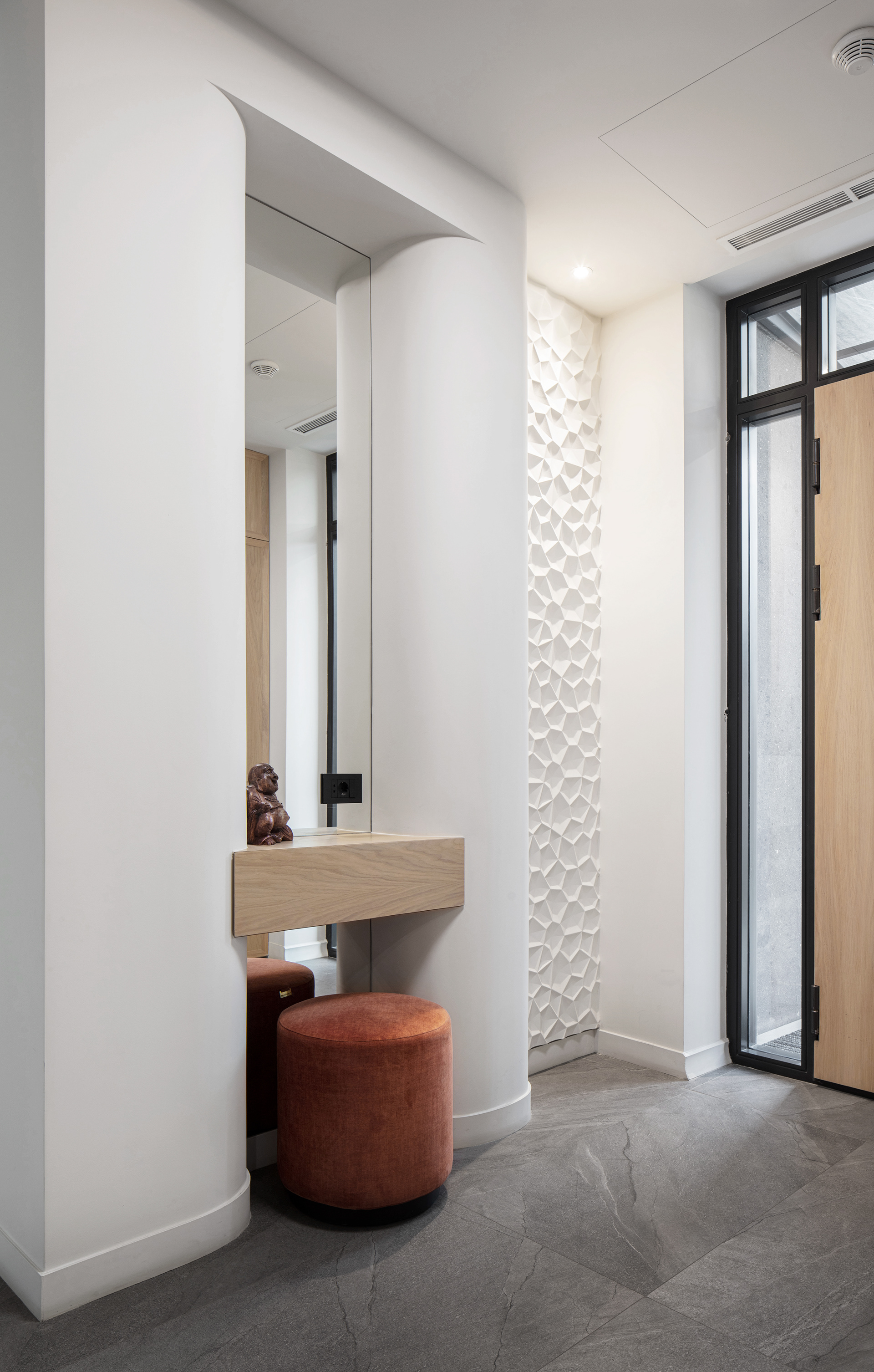 现代自然风格（注：MODERN NATURAL常见用于形容设计、装饰等领域呈现出现代与自然相结合的风格，此翻译结合常见语境若有更具体语境，可按需调整） 丨Armenia丨Futuris Architects-54