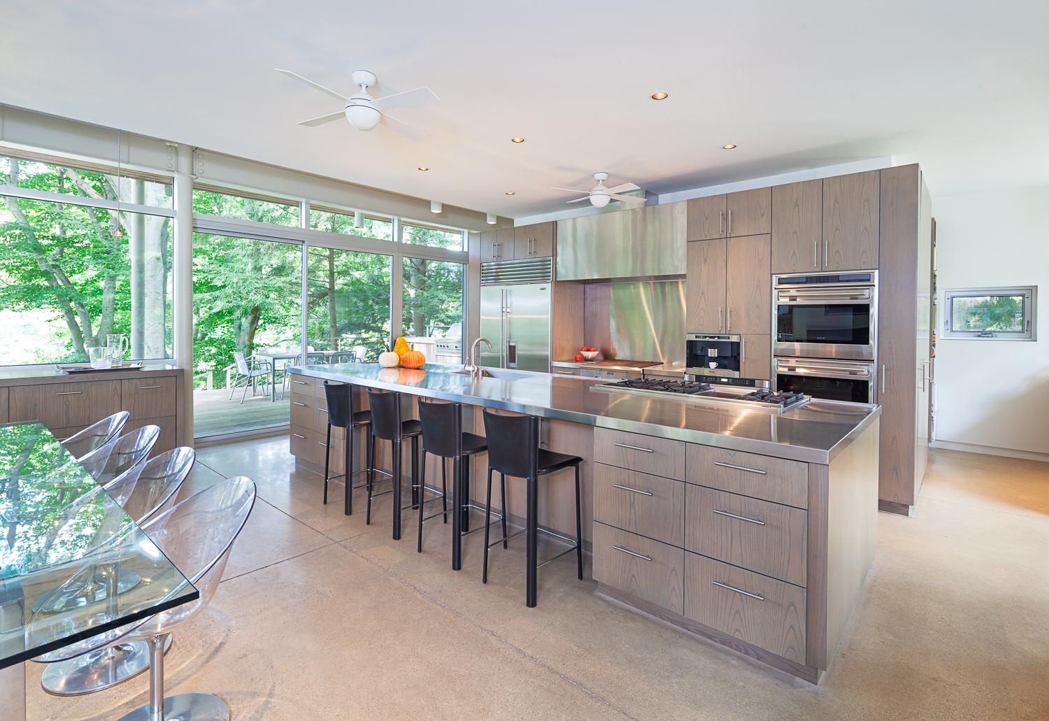 芝加哥夫妇密歇根州私人住宅，简约现代风格诠释宜居空间-10