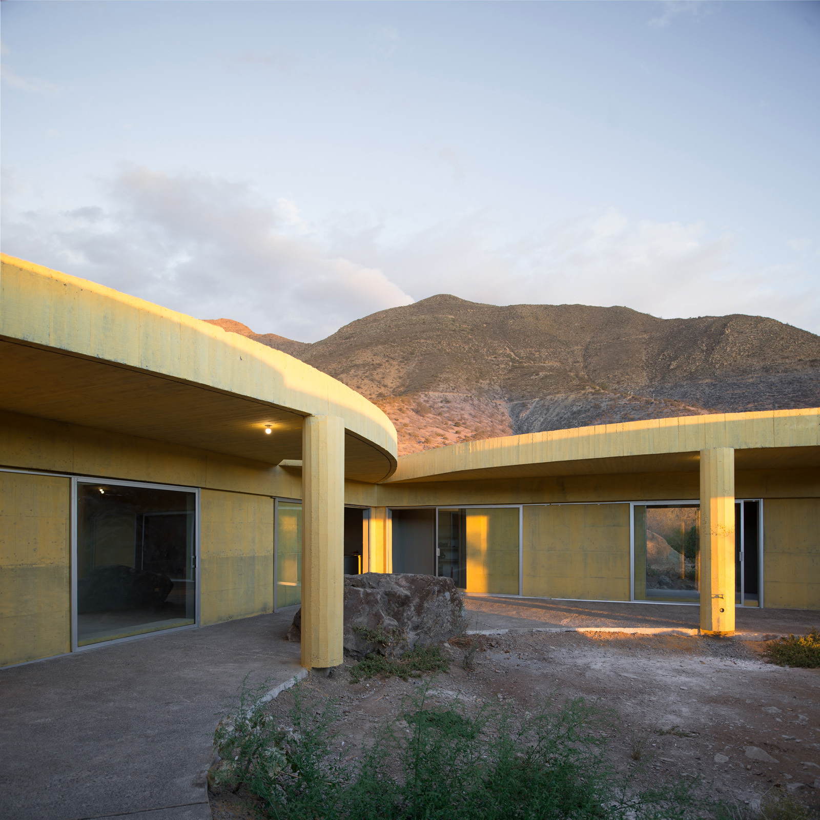 雷姆之家丨智利丨Pezo von Ellrichshausen-33