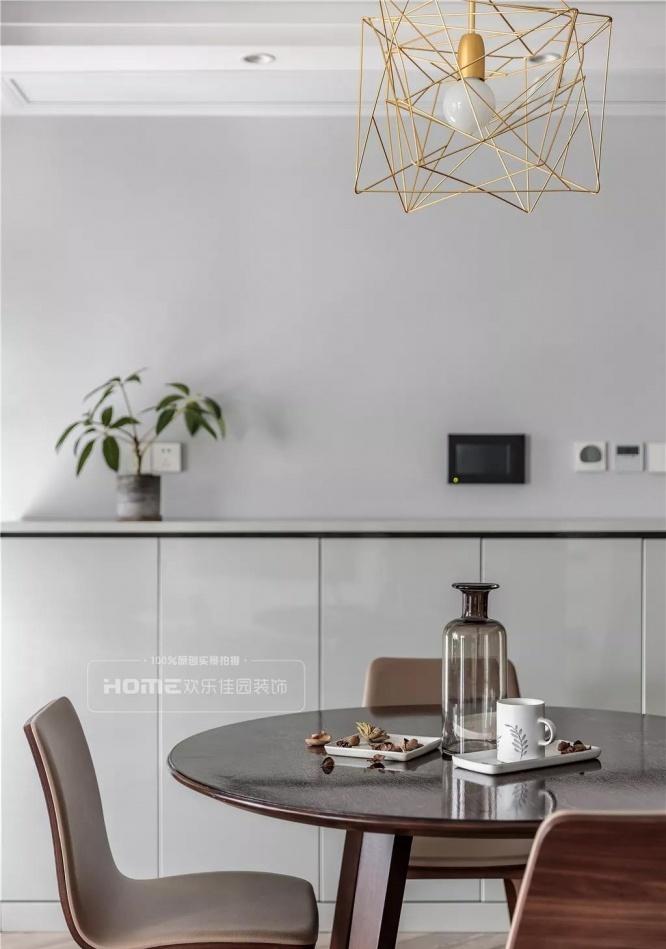 异形空间,极简美学——小康哥的定制之家-8