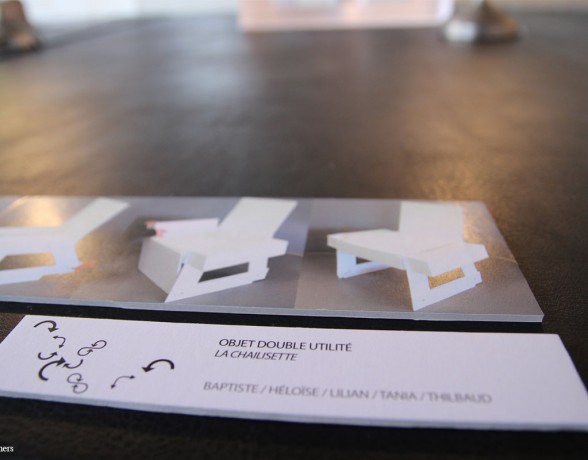 正反两面；纸张的正反（注：recto指纸张的正面、右页，verso指纸张的反面、左页 ）丨A4 Designers-30