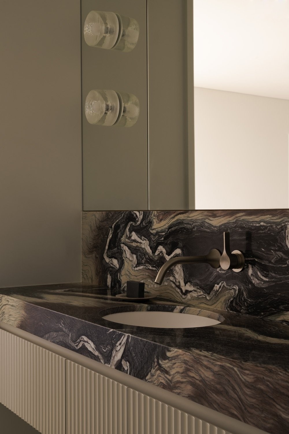 MAEK丨极简挑空别墅-16