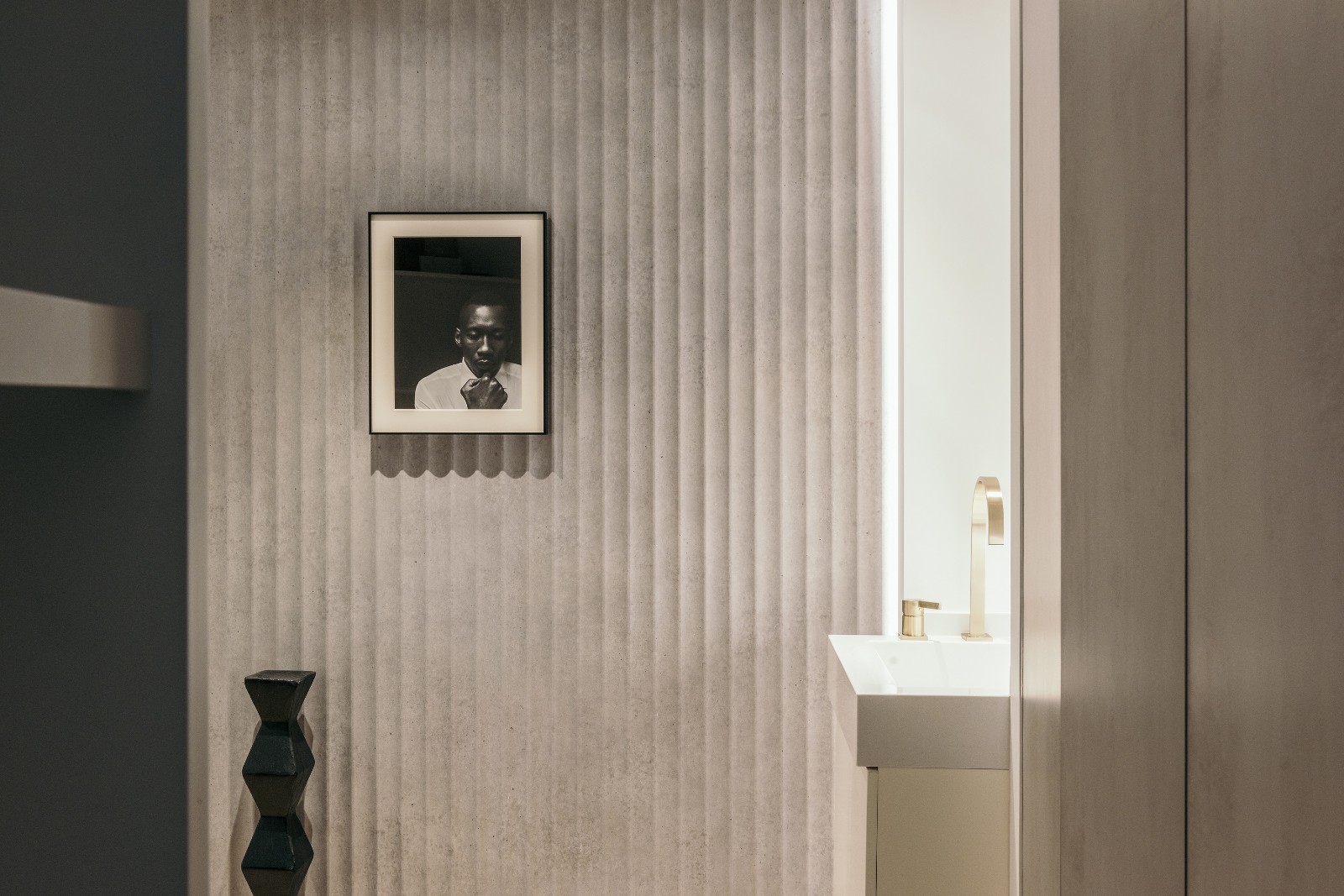 杨宅 · 含风设计下的自由多元生活空间-31