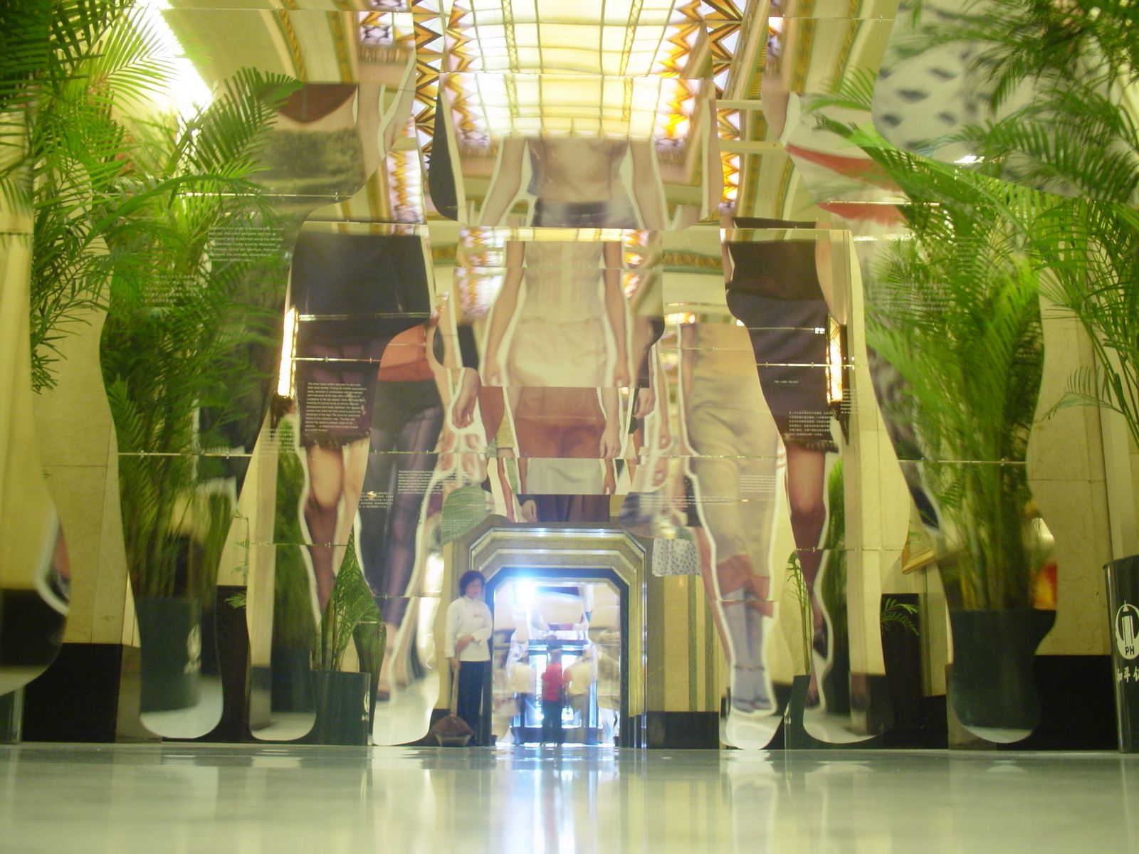 普拉达腰部以下-7