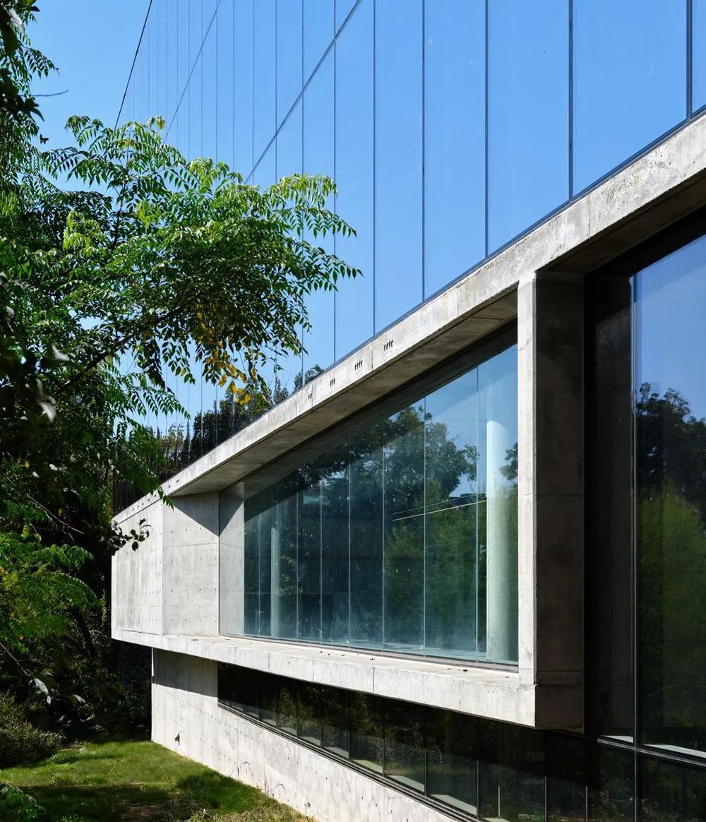 Waterloo Central · 极简精致工业风工作空间丨美国丨Runa Workshop-15