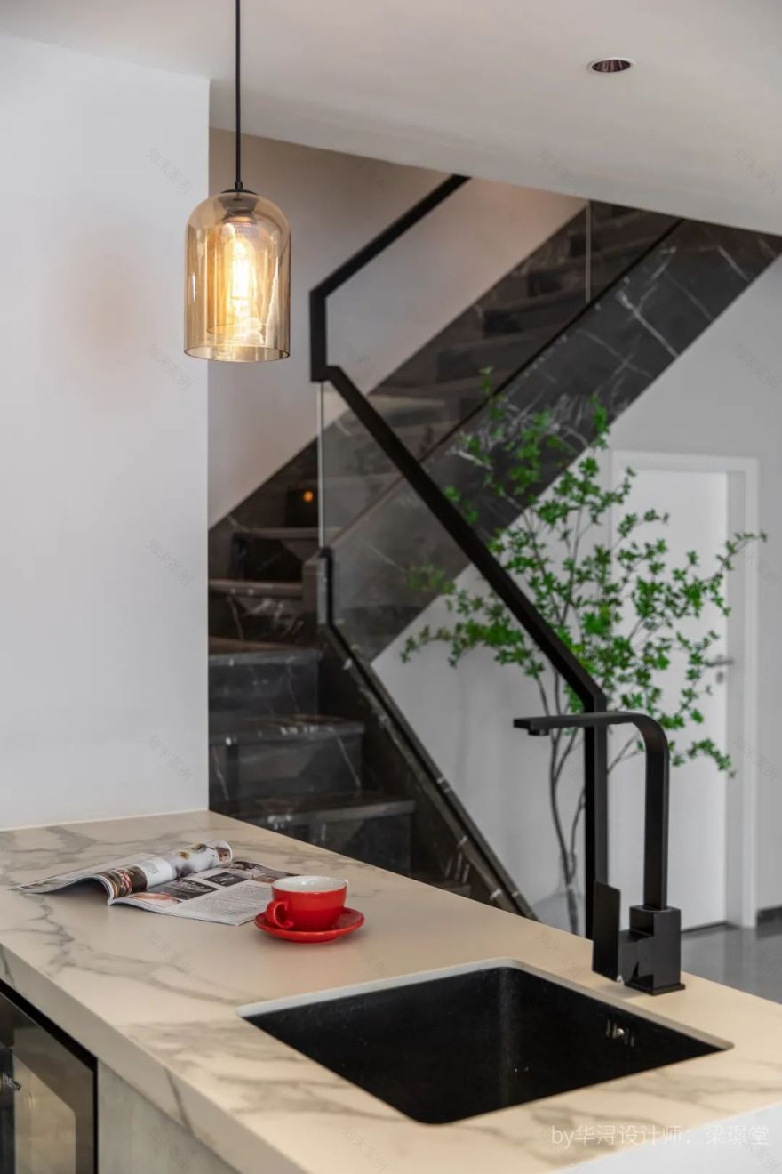 鑫润花园 · 现代简约复式楼的兴趣家居设计丨中国广州丨梁璟堂-32