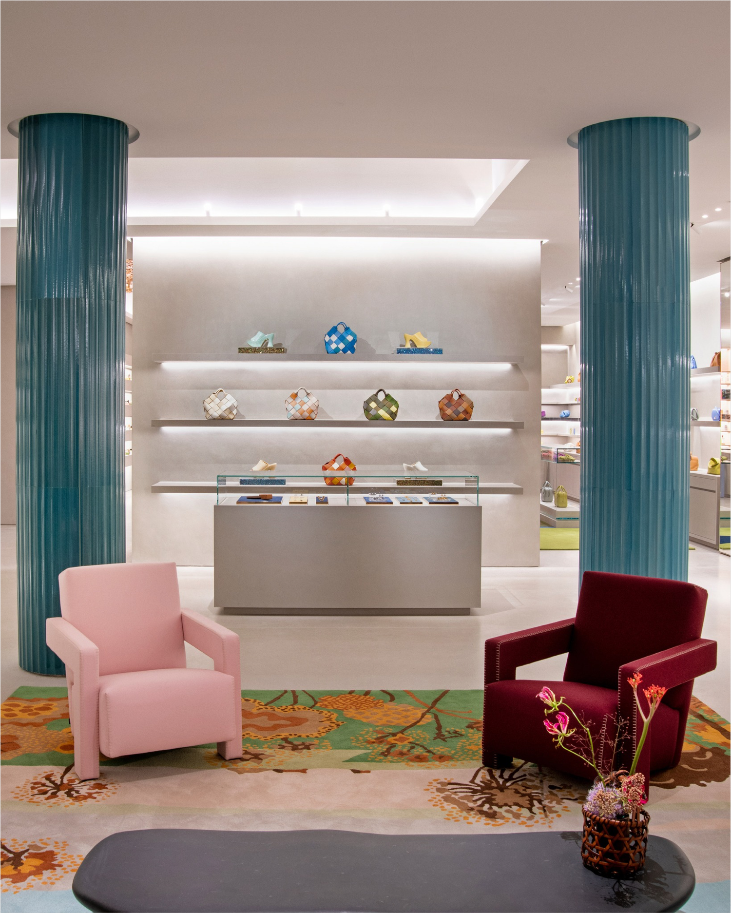 巴塞罗那 Casa LOEWE 旗舰店丨西班牙巴塞罗那丨LOEWE 品牌内部设计团队-5