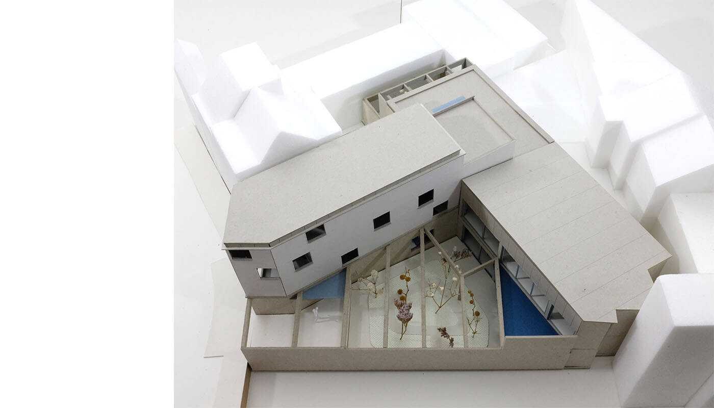 将旧车库改造为明亮的儿童日托中心丨比利时-7