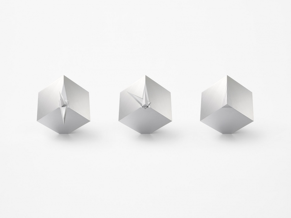 倾斜立方体时钟 | 简约别致，时间重置之美-9