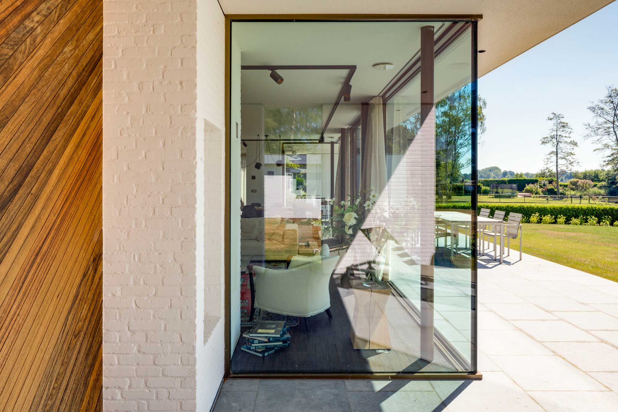 湖边全景住宅，封闭与开放的美妙结合-7