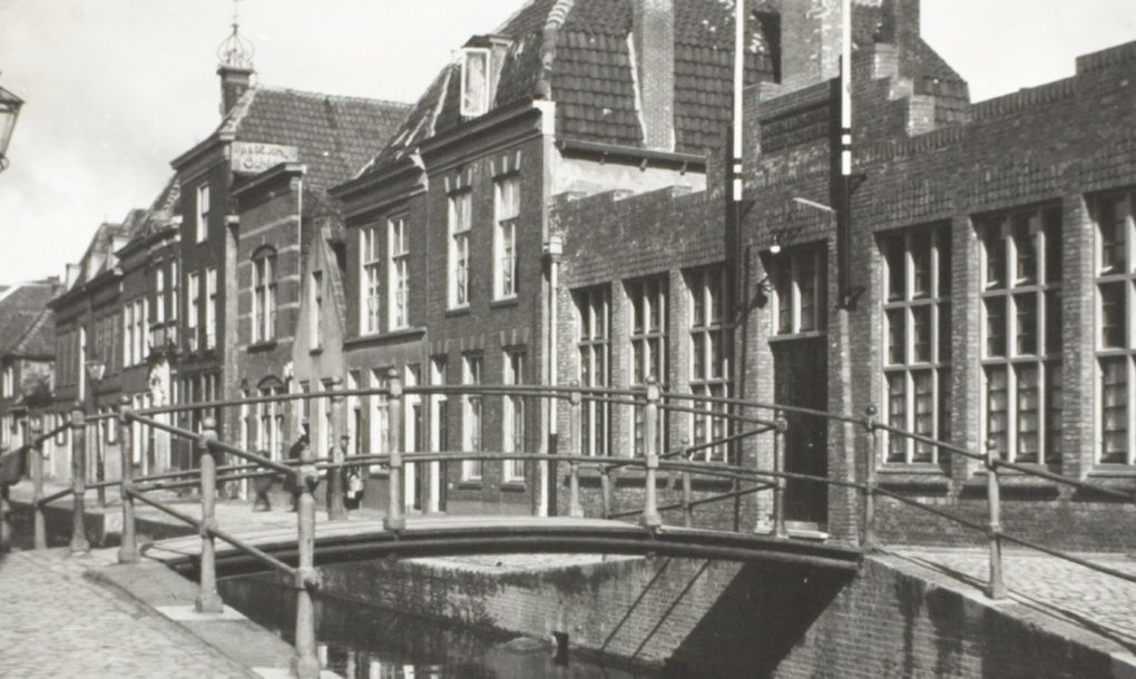 Abandoned Building Dating from 1925 Located in The Netherlands Has Been Converted to Create Wonderful Spaces-44