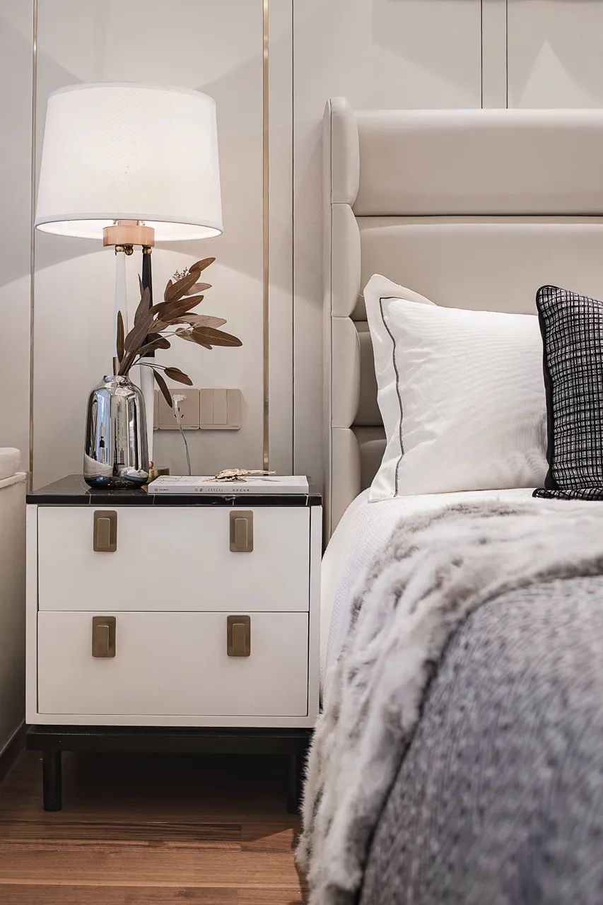 金科恒信集美天宸 | 克莱因蓝的轻奢美学空间-47