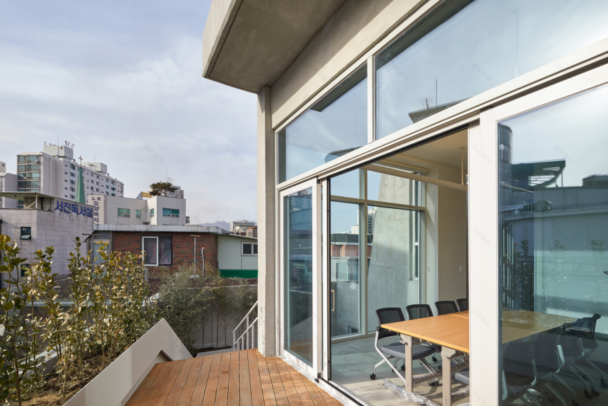 Nowon Women's Education Center / TPL Architects-42