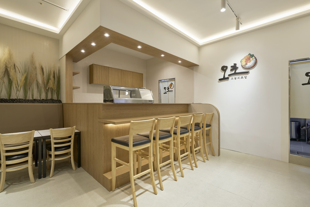 简约 17 坪家居设计，展现白色与木纹的清新之美-4