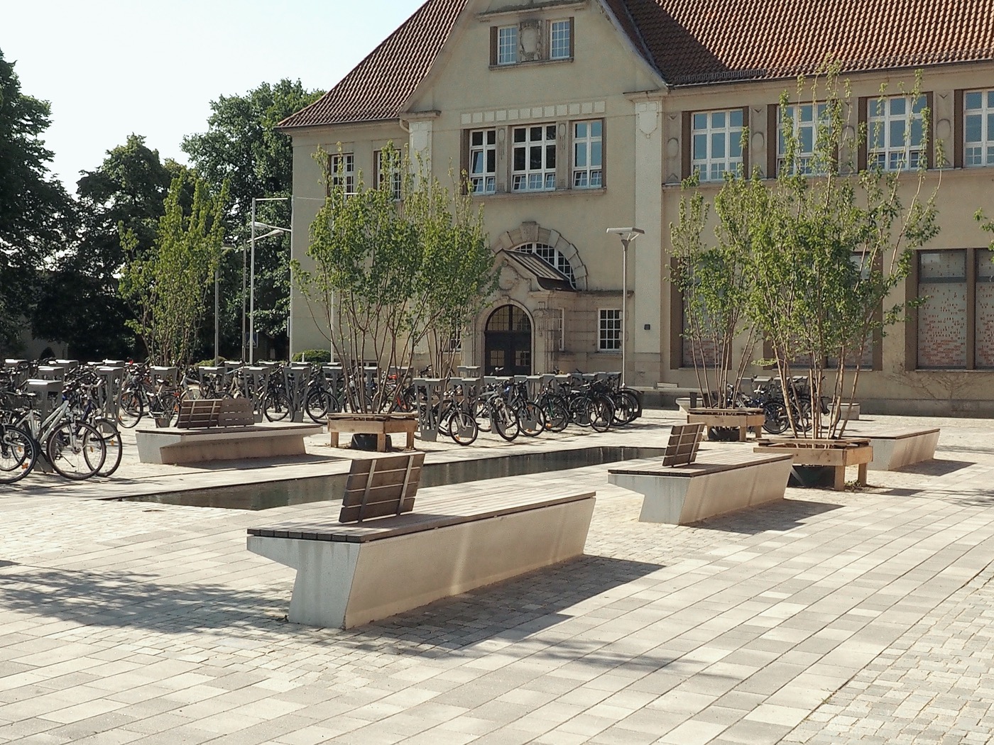 德国比恩德市广场多功能景观设计丨lplus-7