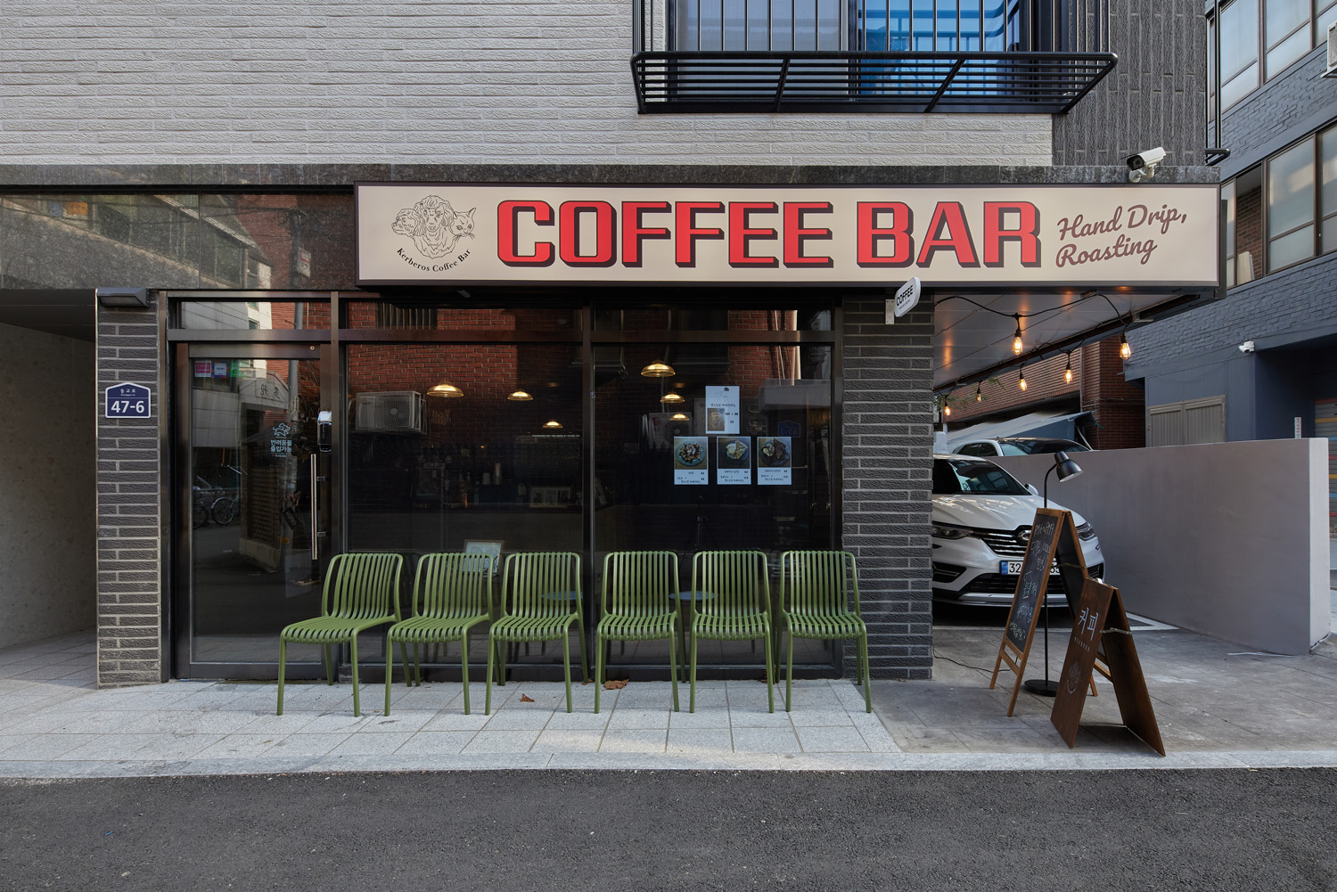 极简风格的 19 平手冲咖啡吧设计-2