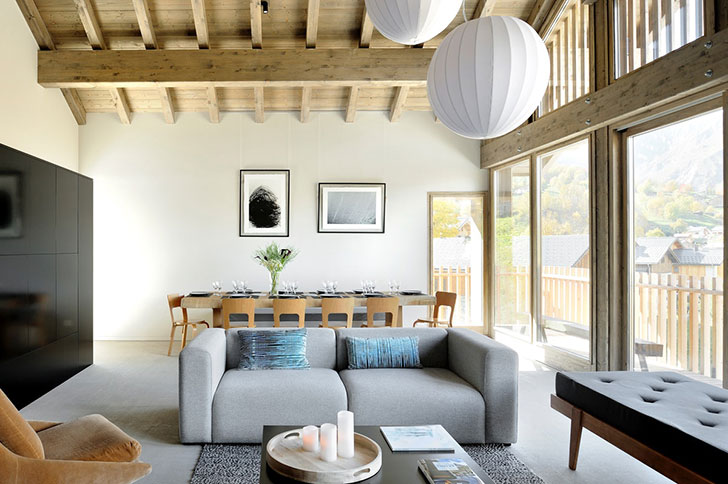 瑞士阿尔卑斯山脉的极简风格小木屋-6