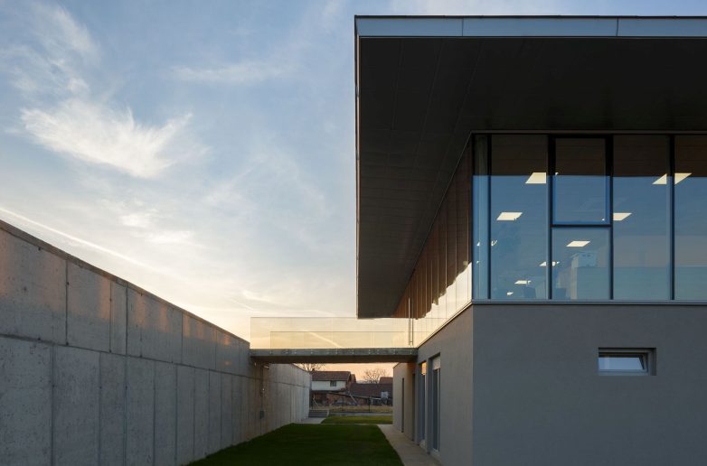 商业建筑“Sunce Marinković”丨ARIS d.o.o.建筑工程工作室-22