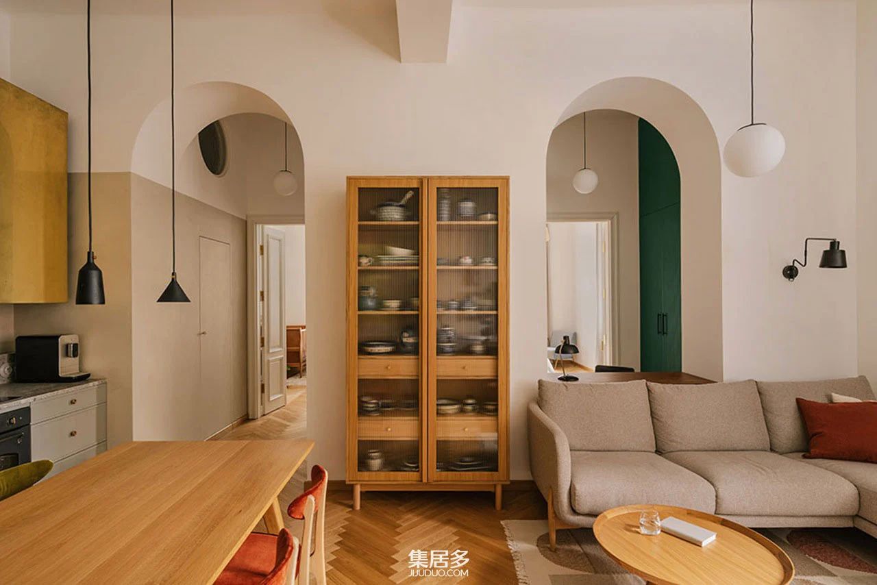 波南克拉科夫的美丽复古公寓设计丨波兰克拉科夫丨米科拉伊·伊万祖克-13