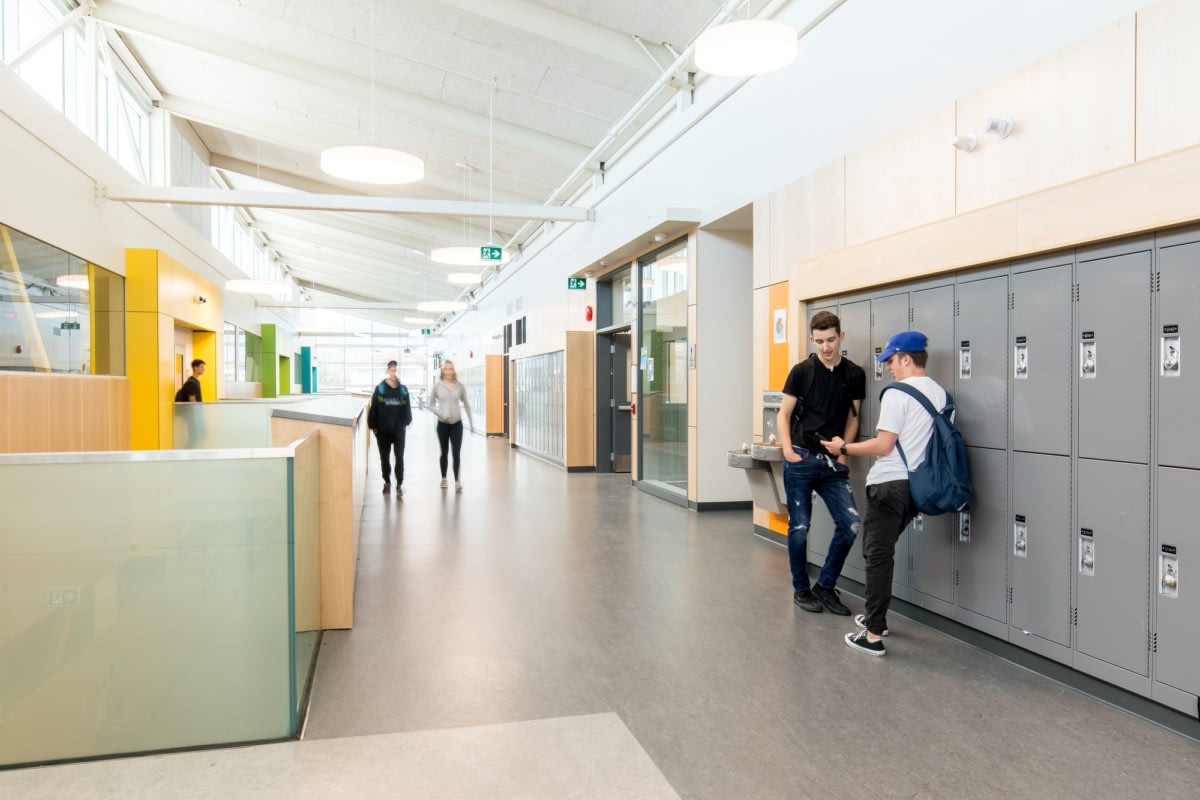 加拿大 Alpha 中学地震升级与现代化扩建-13