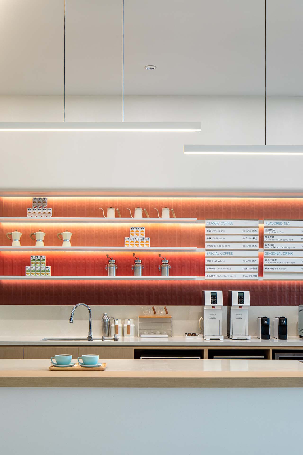 蔚来交付中心丨中国上海丨Kokaistudios-43