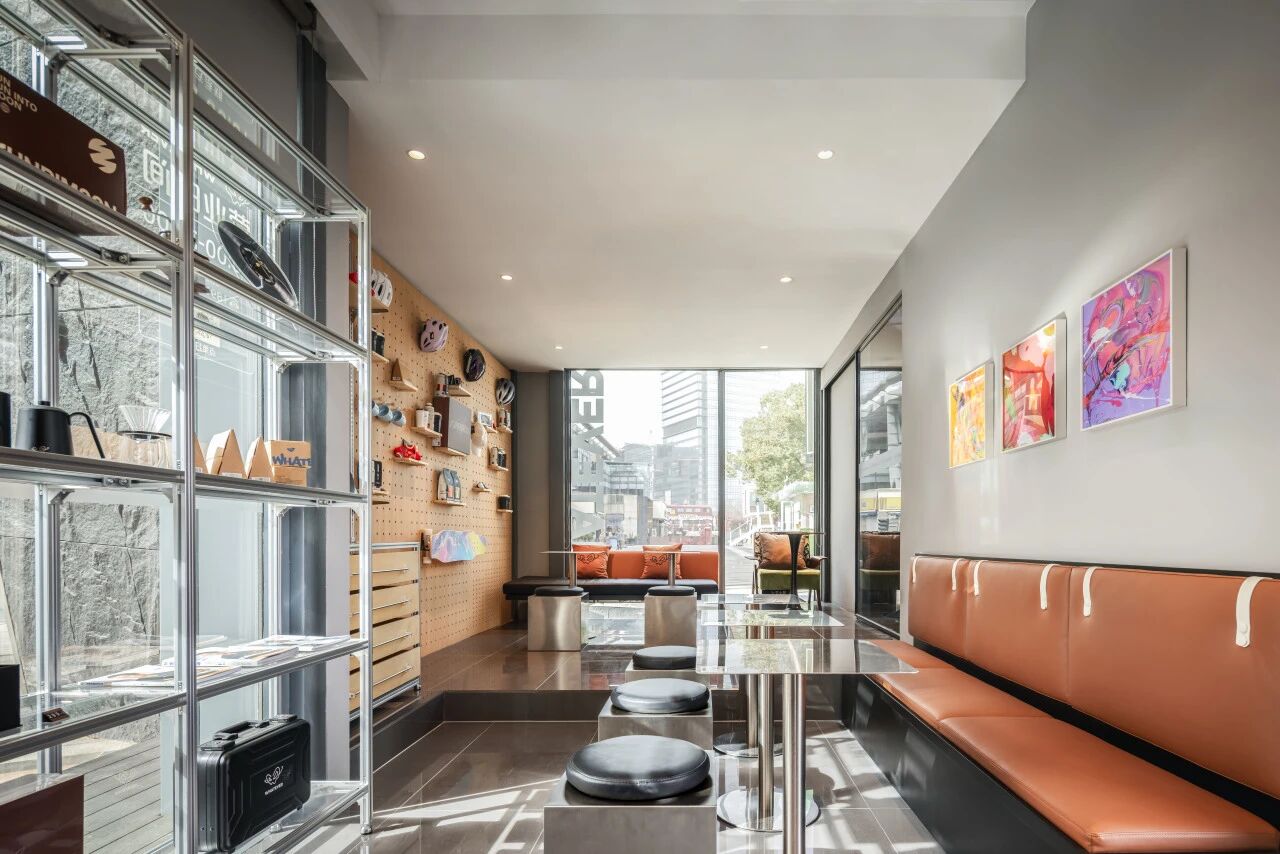 Whatever 咖啡苏州湖滨新天地店丨中国苏州丨平介设计-72