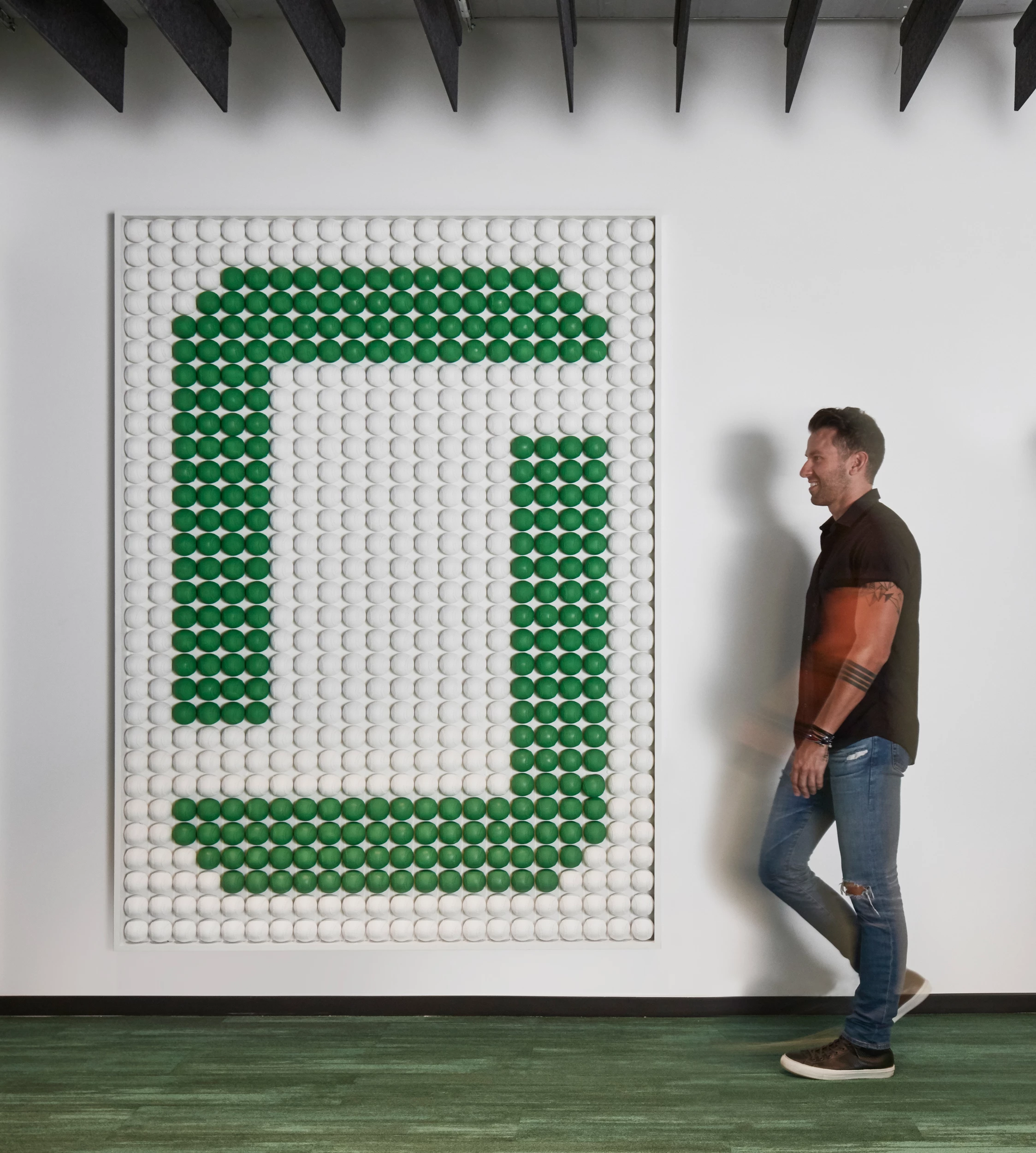 芝加哥 Glassdoor 办公室——现代都市中的活力空间-16