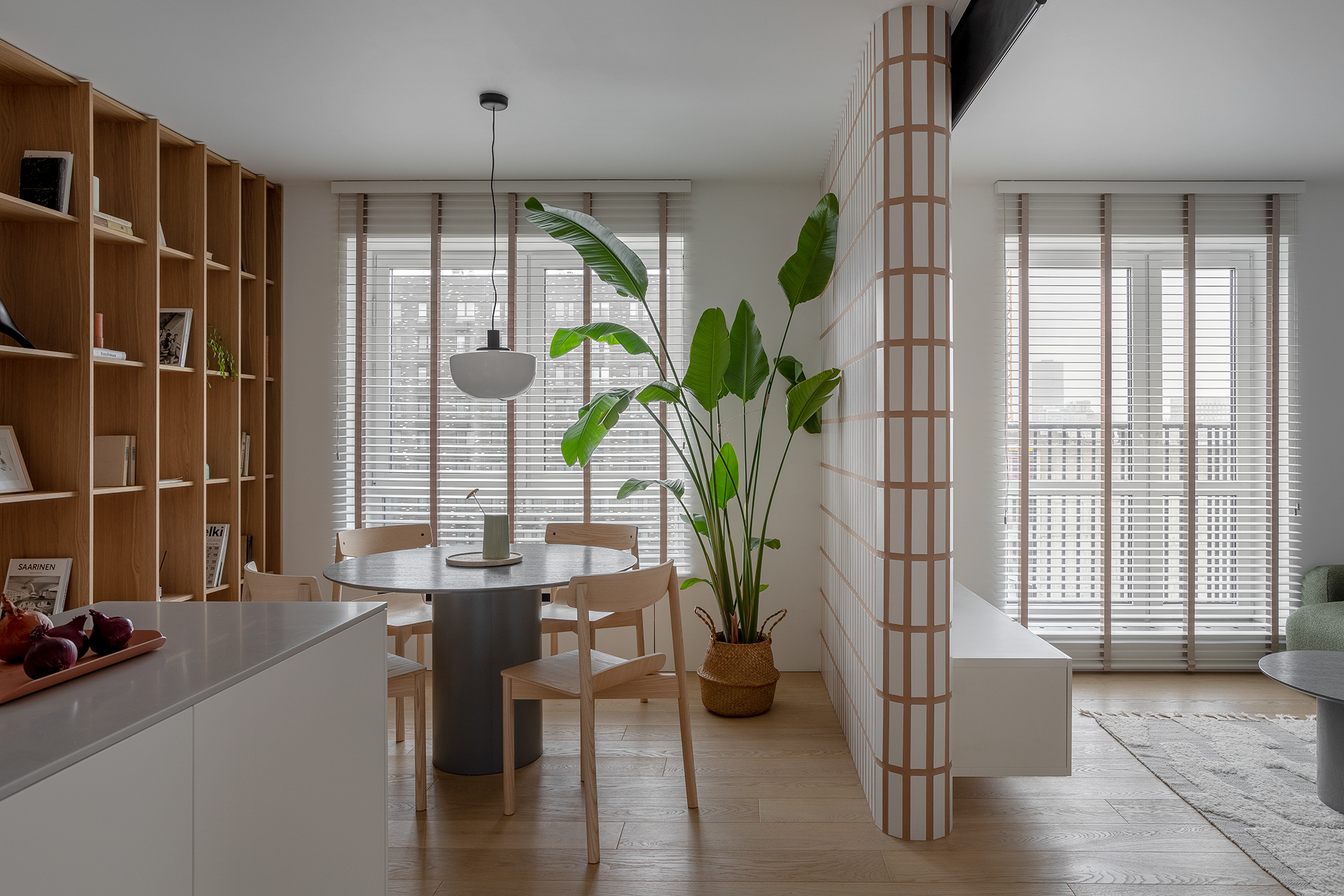 由布罗·斯洛沃设计的公寓丨Buro Slovo-2