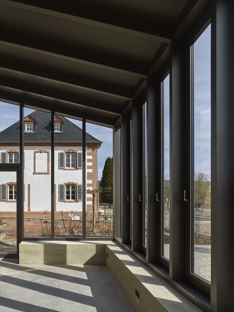 德国古堡酒庄的现代重生-46