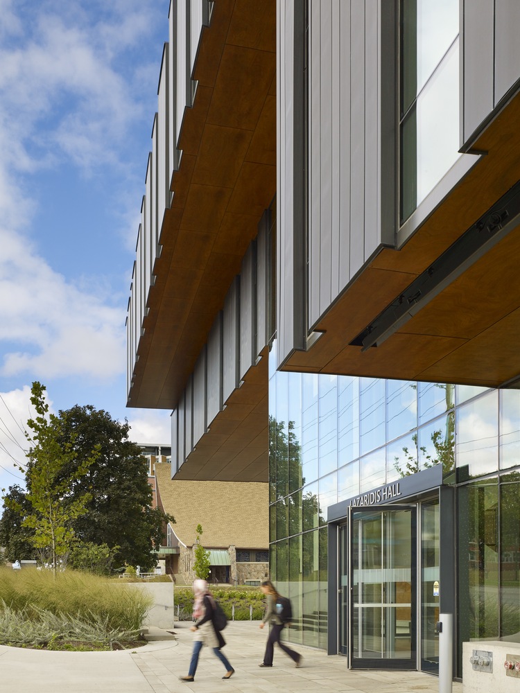 拉扎里迪斯厅-54