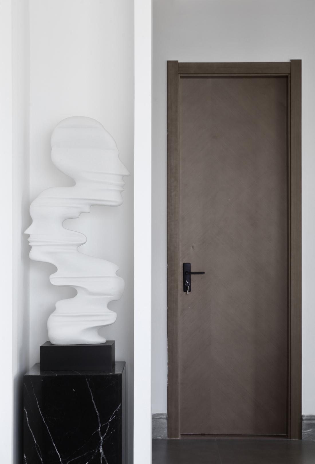 山湖之城 · 现代简约风格民宿设计-25