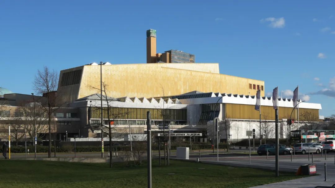 经典再读23 | 柏林爱乐音乐厅：德国建筑的战后新生 -34