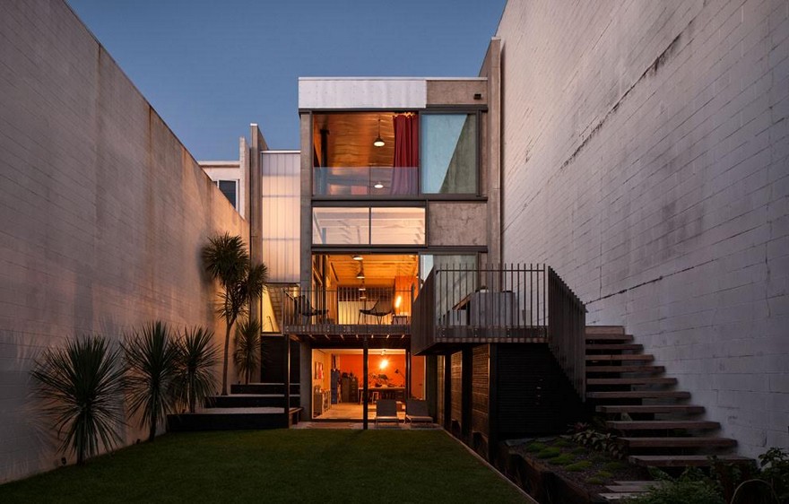 Industrial-Style House in Auckland Exhibiting a Clean and Elegant Design-22