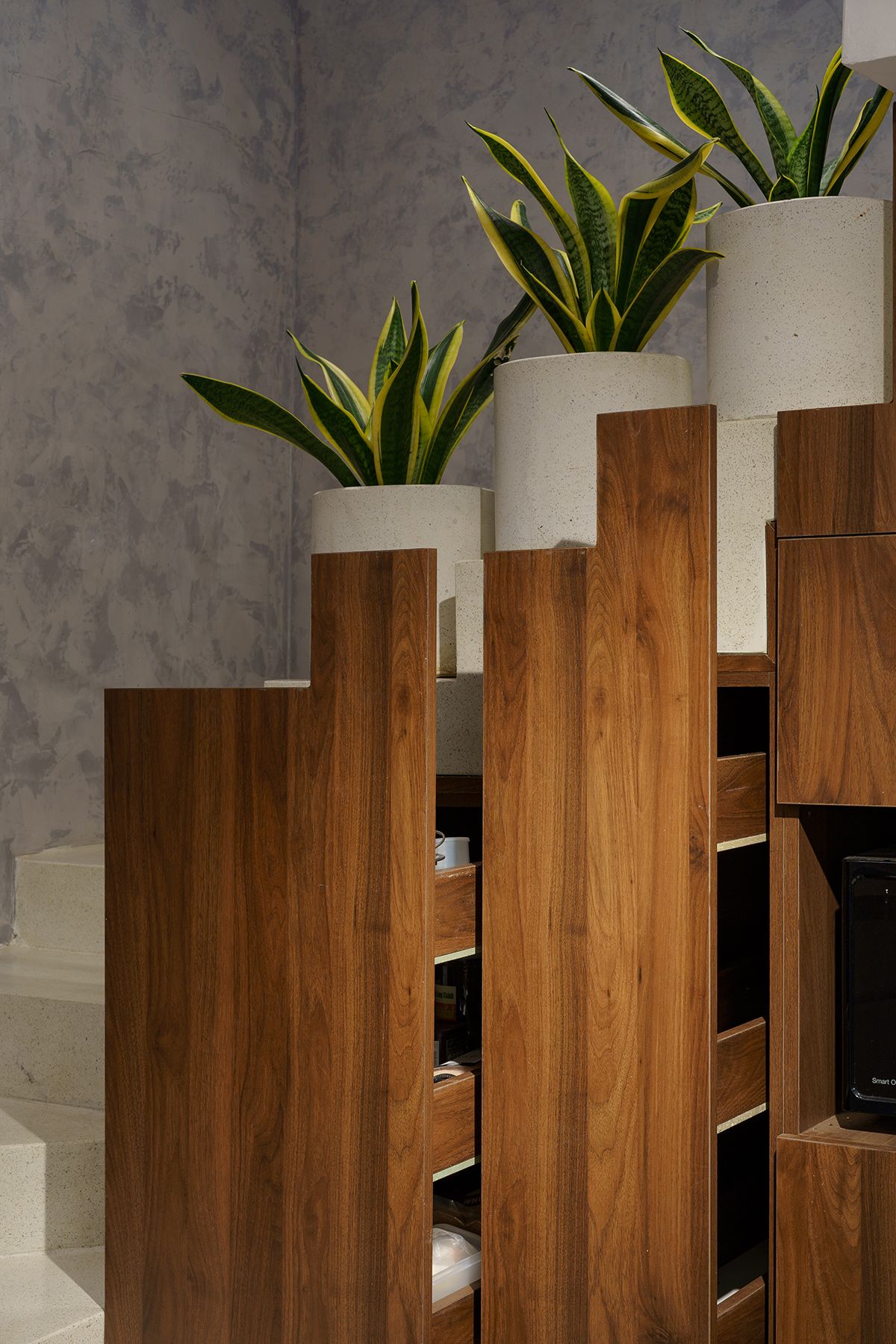 The Falls House - Không gian gợi cảm xúc từ sự kết hợp vật liệu, mang hơi thở thiên nhiên trong lành | Akitephile-29