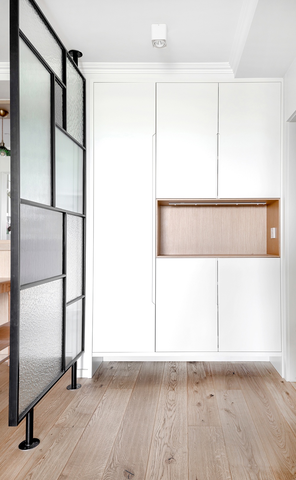 130㎡原木自然系，他家厨房里还有咖啡角，简直太香了-7